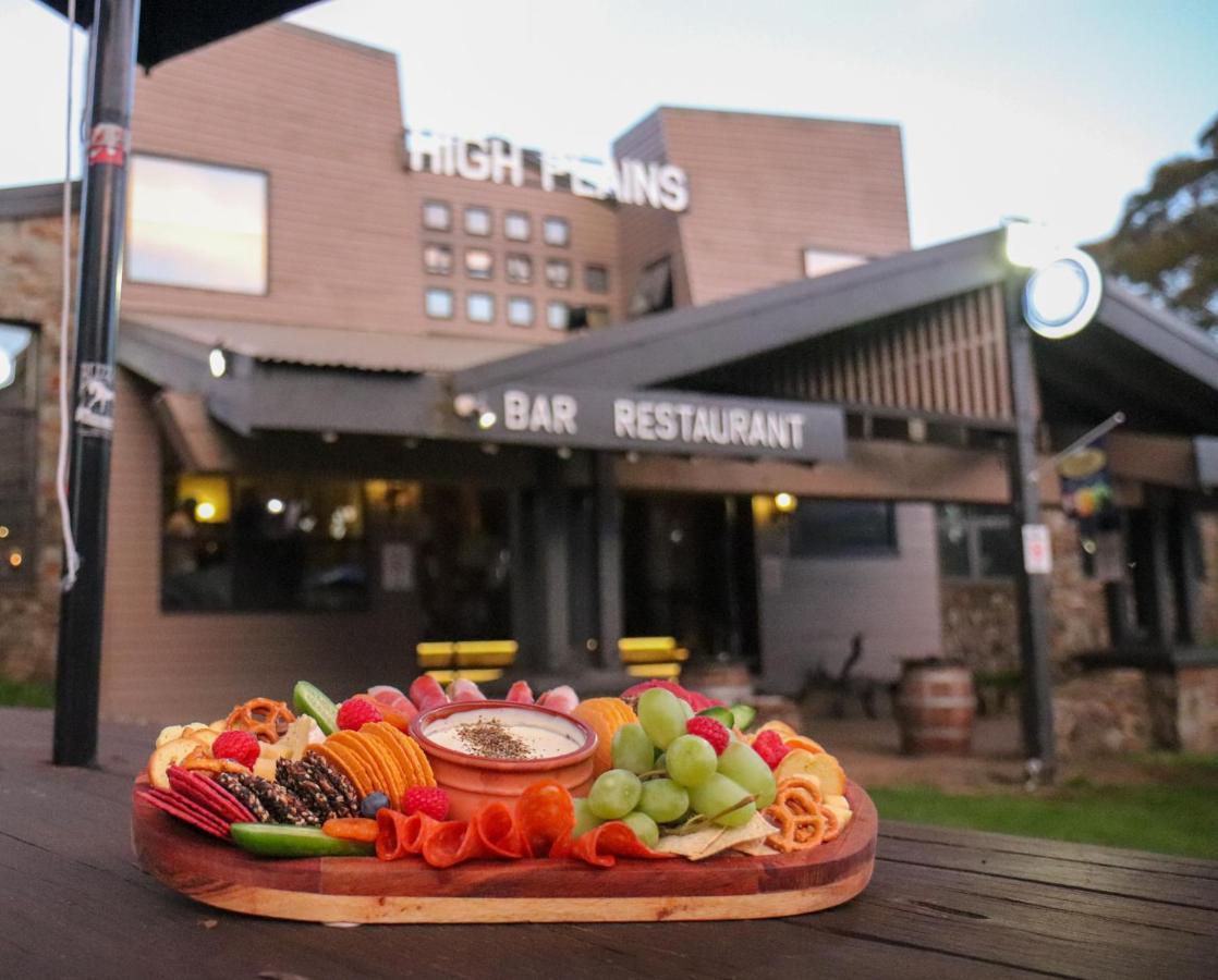 Hotel High Plains Динър Плейн Екстериор снимка
